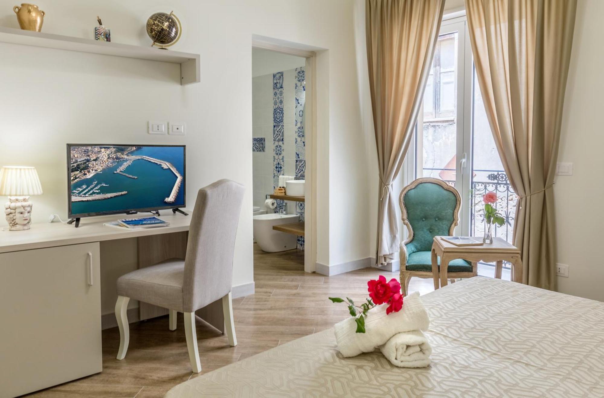 Keramos Luxury Rooms Sciacca Ngoại thất bức ảnh