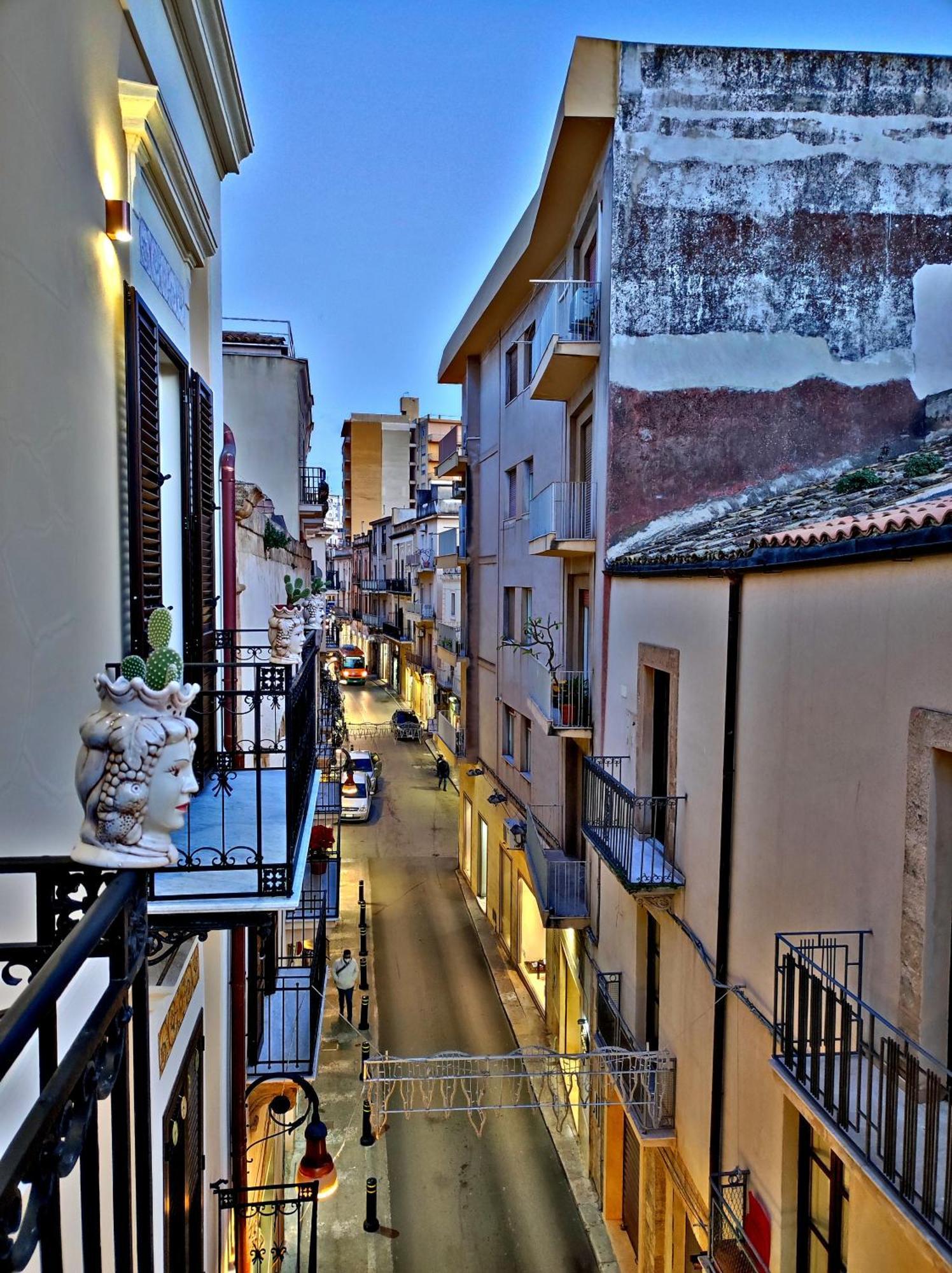 Keramos Luxury Rooms Sciacca Ngoại thất bức ảnh